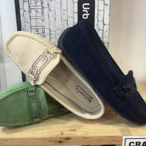 Modelo mocasín antifaz